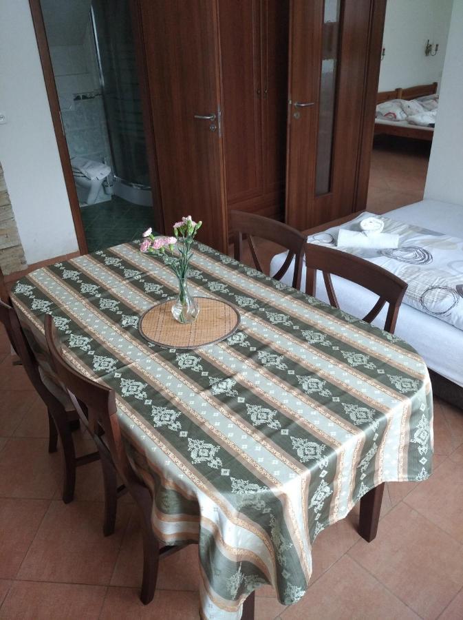 Apartament Dvur U Kaplicky Żdżar nad Sazawą Zewnętrze zdjęcie